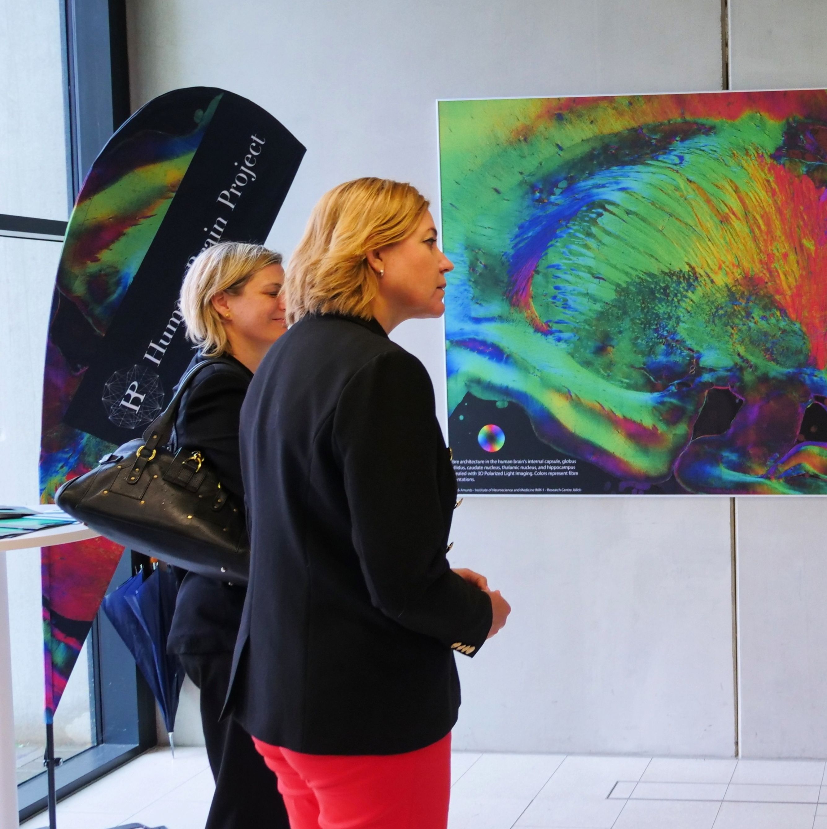 EU Commission Vice President Henna Virkkunen speaking to EBRAINS Joint-CEO Prof. Katrin Amunts